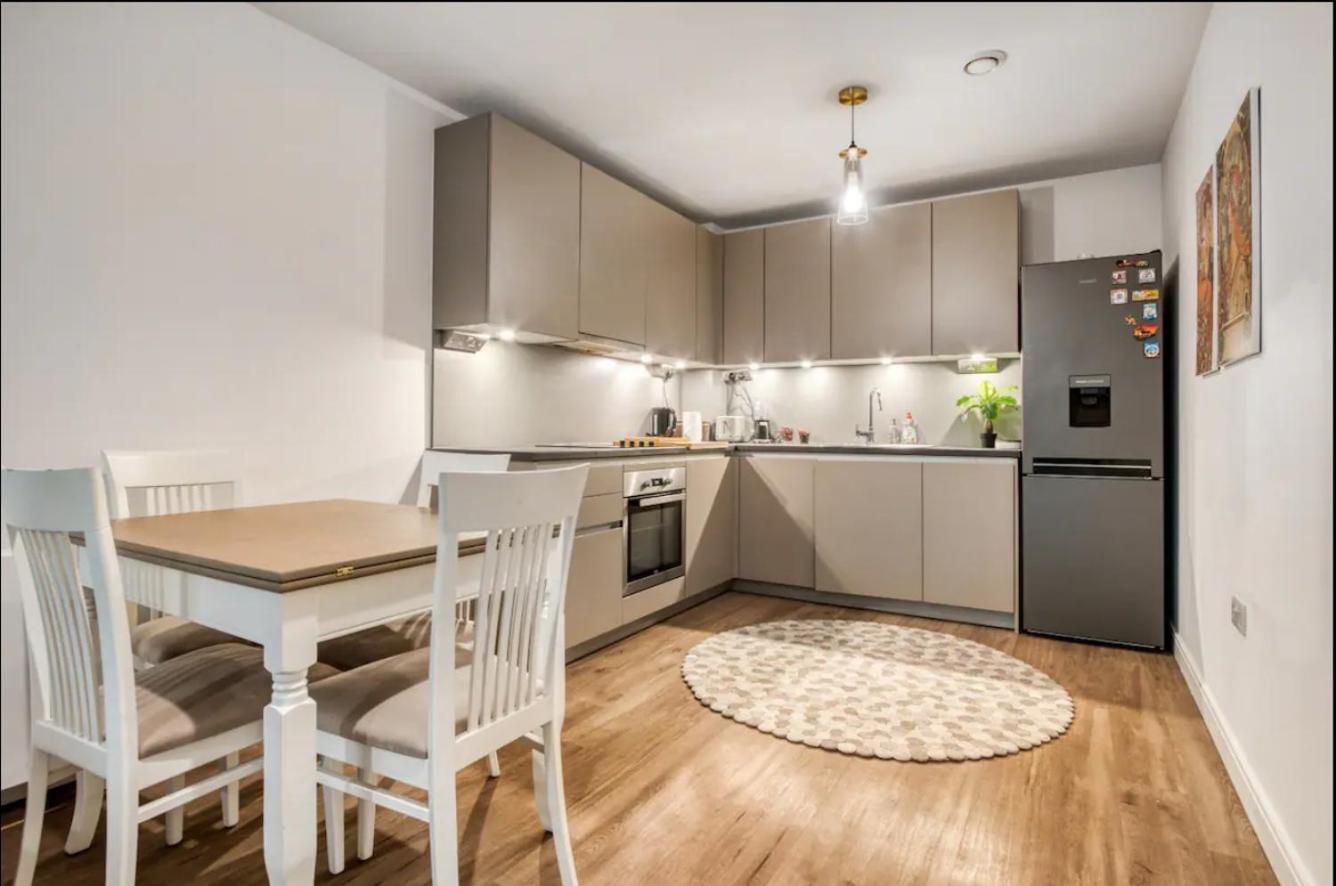 Chelsea Chic: An Upscale And Modern Flat Lejlighed London Eksteriør billede